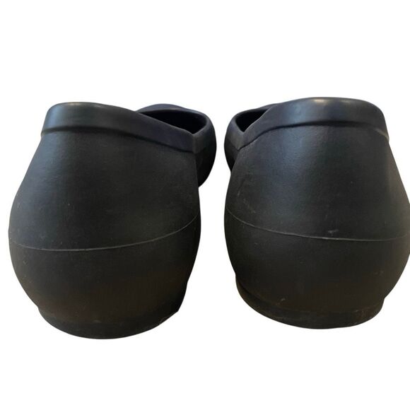 Crocs Womens Lina Comfort Ballet Flats 11 Black SlipOn Pointed Toe Normcore Work - Picture 2 of 6